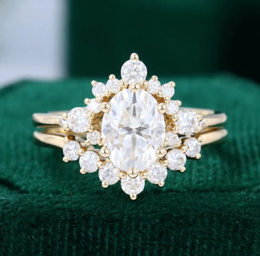 1.5 ct Yellow Gold Oval Diamond Cluster Engagement Ring Set 18k Gold