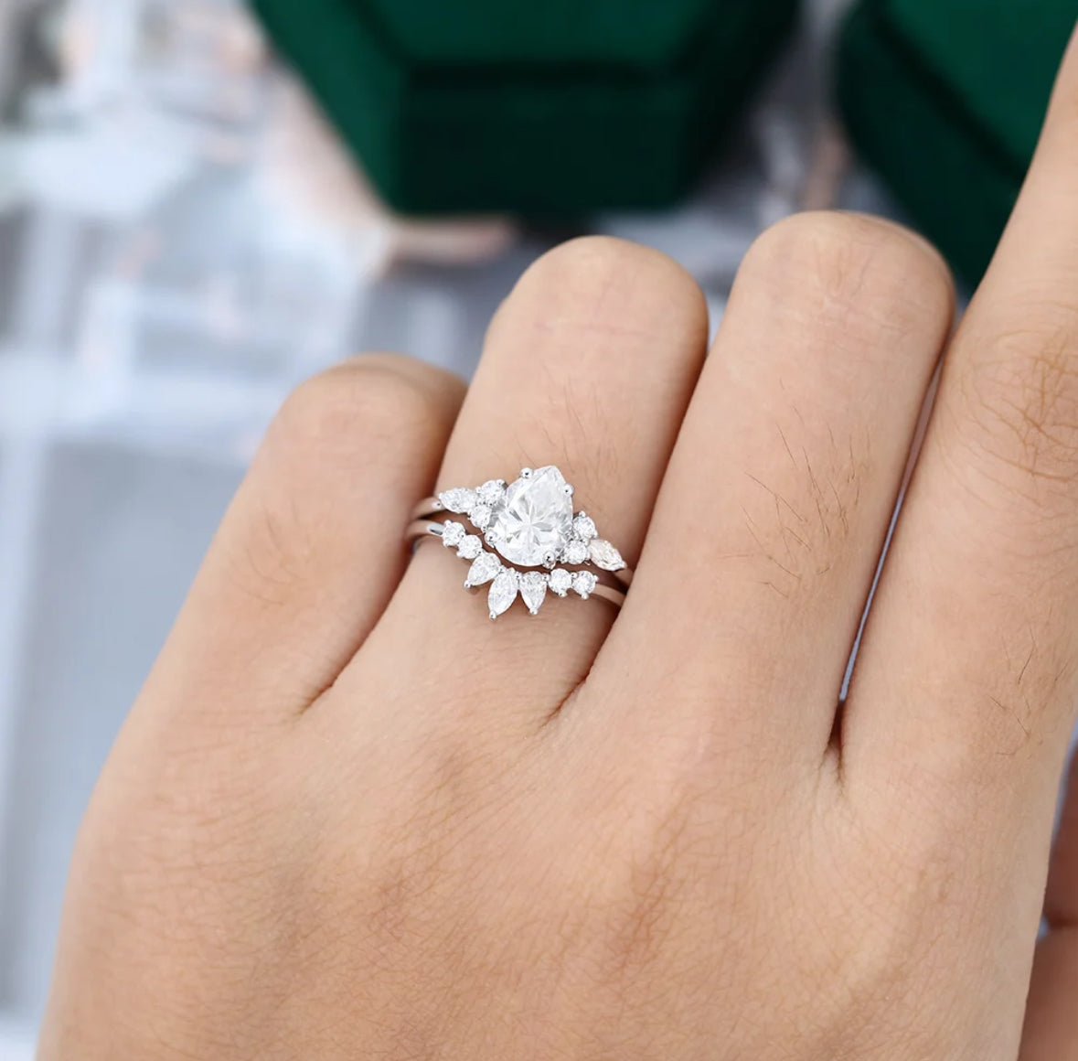 1.5 ct White Gold Pear Shaped Diamond Engagement Ring Set 18k Gold