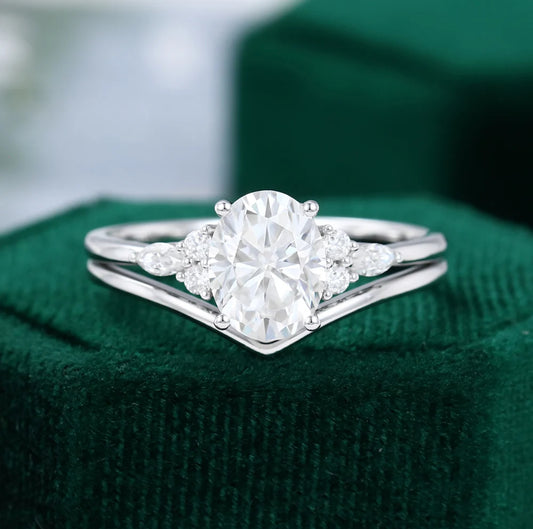 2 ct White Gold Oval Cut Diamond Engagement Ring Set 18k Gold
