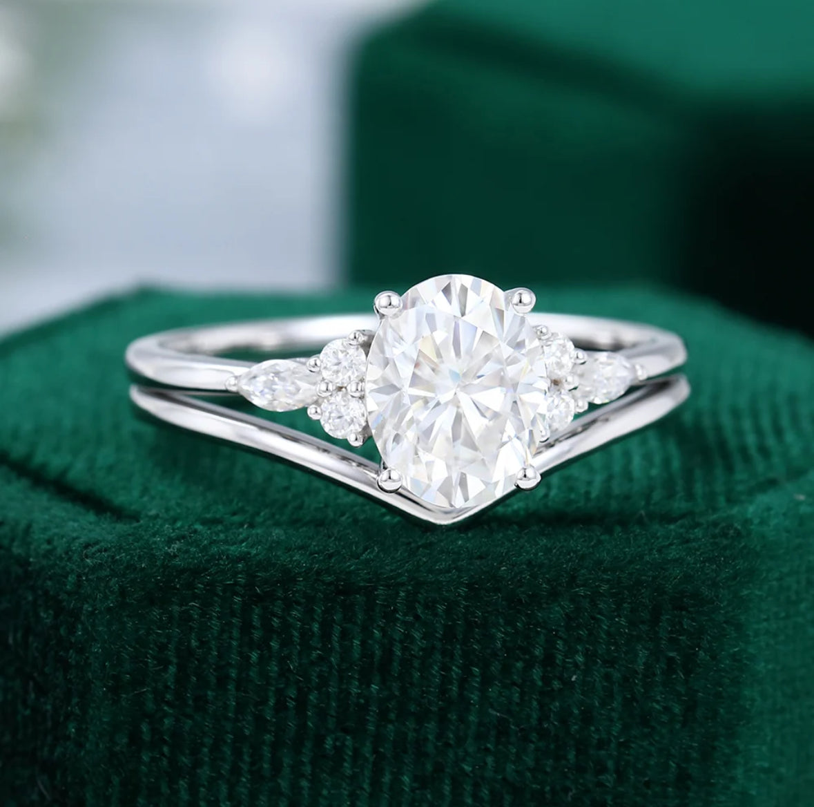 2 ct White Gold Oval Cut Diamond Engagement Ring Set 18k Gold