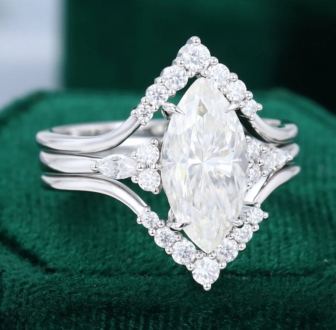 1.5 ct Vintage Marquise Cut Diamond Engagement Ring Set 18k Gold
