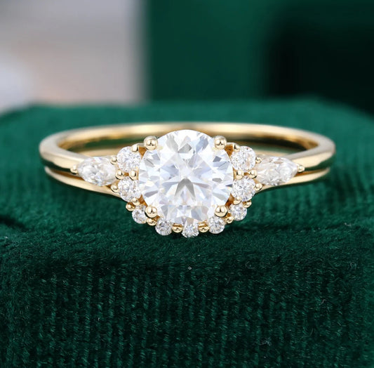 1.5 ct Vintage 14K Yellow Gold Round Cut Diamond Engagement Ring Set