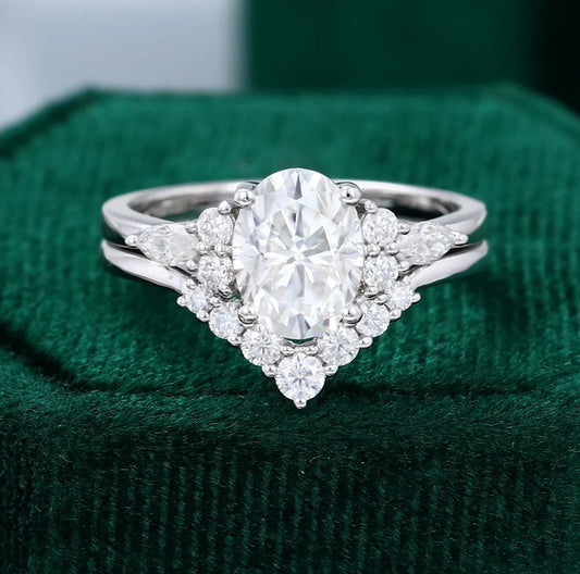 1.5 ct  Oval Diamond Engagement Ring Set 18k White Gold