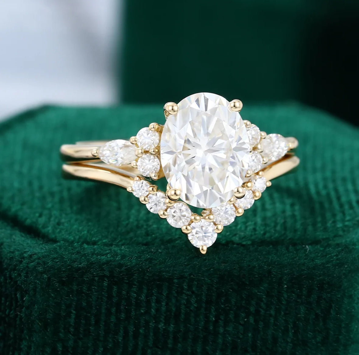 1.5 ct  Diamond Oval Engagement Rings Set 18k Yellow Gold