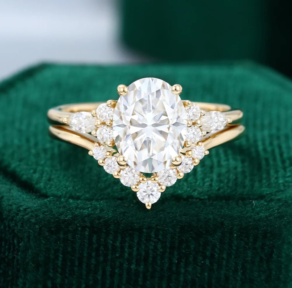 1.5 ct  Diamond Oval Engagement Rings Set 18k Yellow Gold