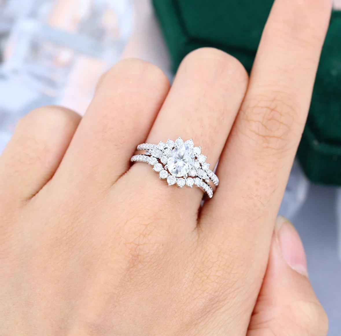 1.5 ct 3PCS Oval Cut Diamond Cluster Bridal Ring Set In 18k White Gold