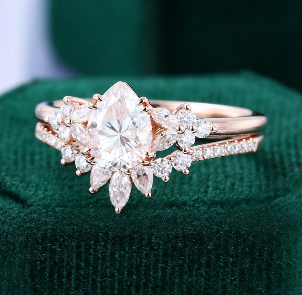 1.5 ct Pear Cut Diamond Bridal Ring Set 2PCS Cluster Engagement Ring Set 18k Gold