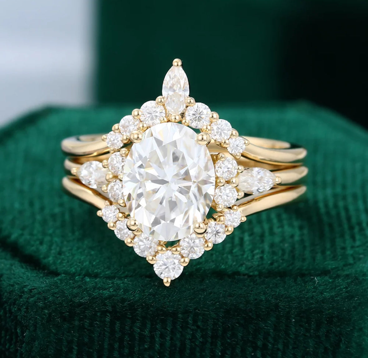 1.5 ct 3 Pieces Oval Cut Diamond Engagement Ring Set 18k Gold