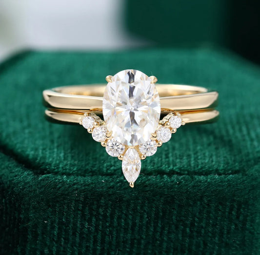 1.5 ct Minimalist Oval Cut Diamond Solitaire Engagement Ring Set 18k Gold