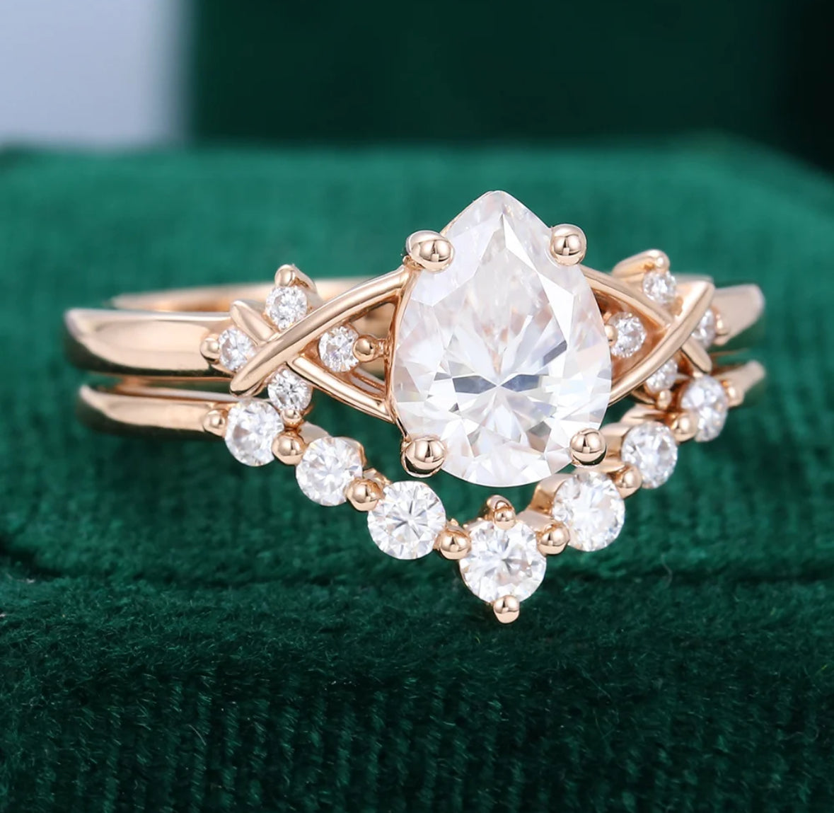 1.5 ct Pear Cut Diamond Criss Cross Diamond Accented Bridal Ring Set 18k Gold