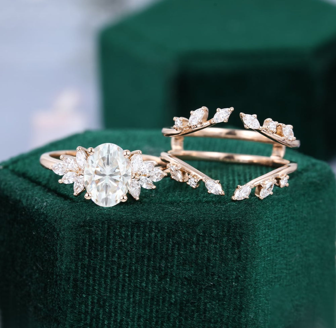 1.5 ct Oval Cut Diamond Petal Bridal Ring Set 18k Gold Marquise Diamond Accented