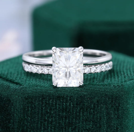 1.5 ct Minimalist Radiant Cut Diamond Bridal Ring Set 18k Gold