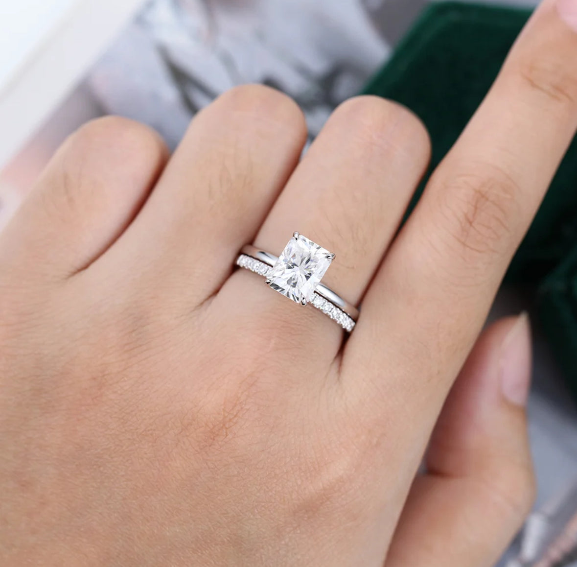 1.5 ct Minimalist Radiant Cut Diamond Bridal Ring Set 18k Gold