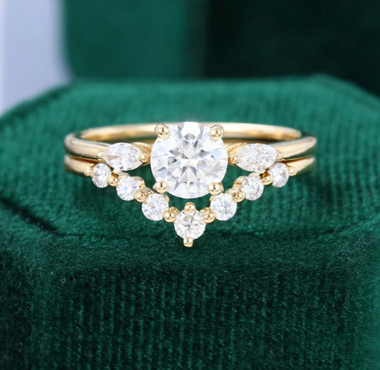 1.5 ct Round Cut Diamond Bridal Ring Set 18k Gold Three Stones Engagement Ring