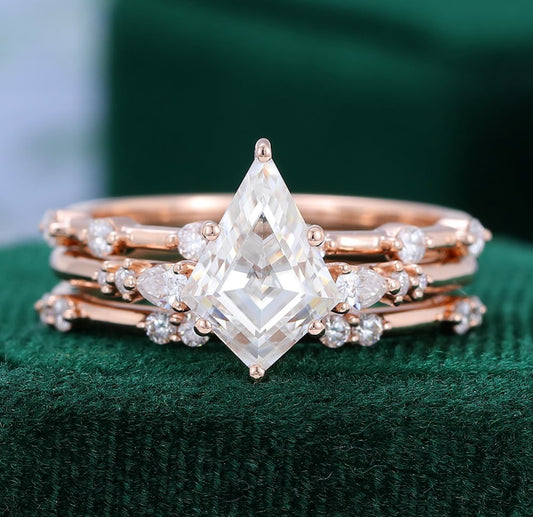 1.5 ct 3PCS Kite Cut Diamond Engagement Ring Set 14K Rose Gold