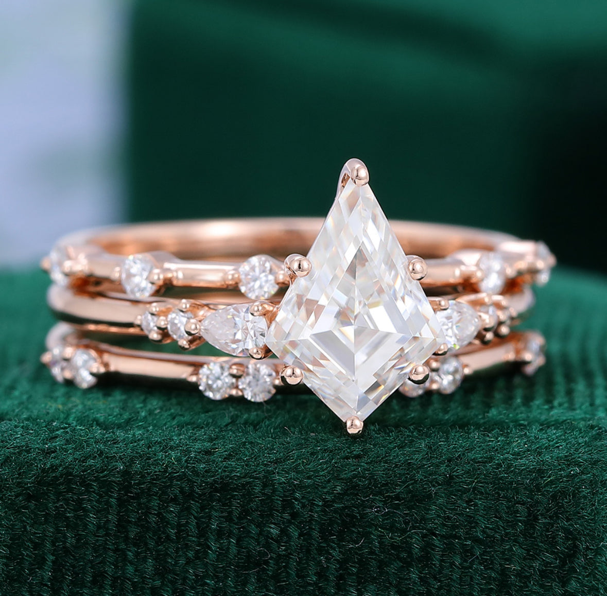 1.5 ct 3PCS Kite Cut Diamond Engagement Ring Set 14K Rose Gold