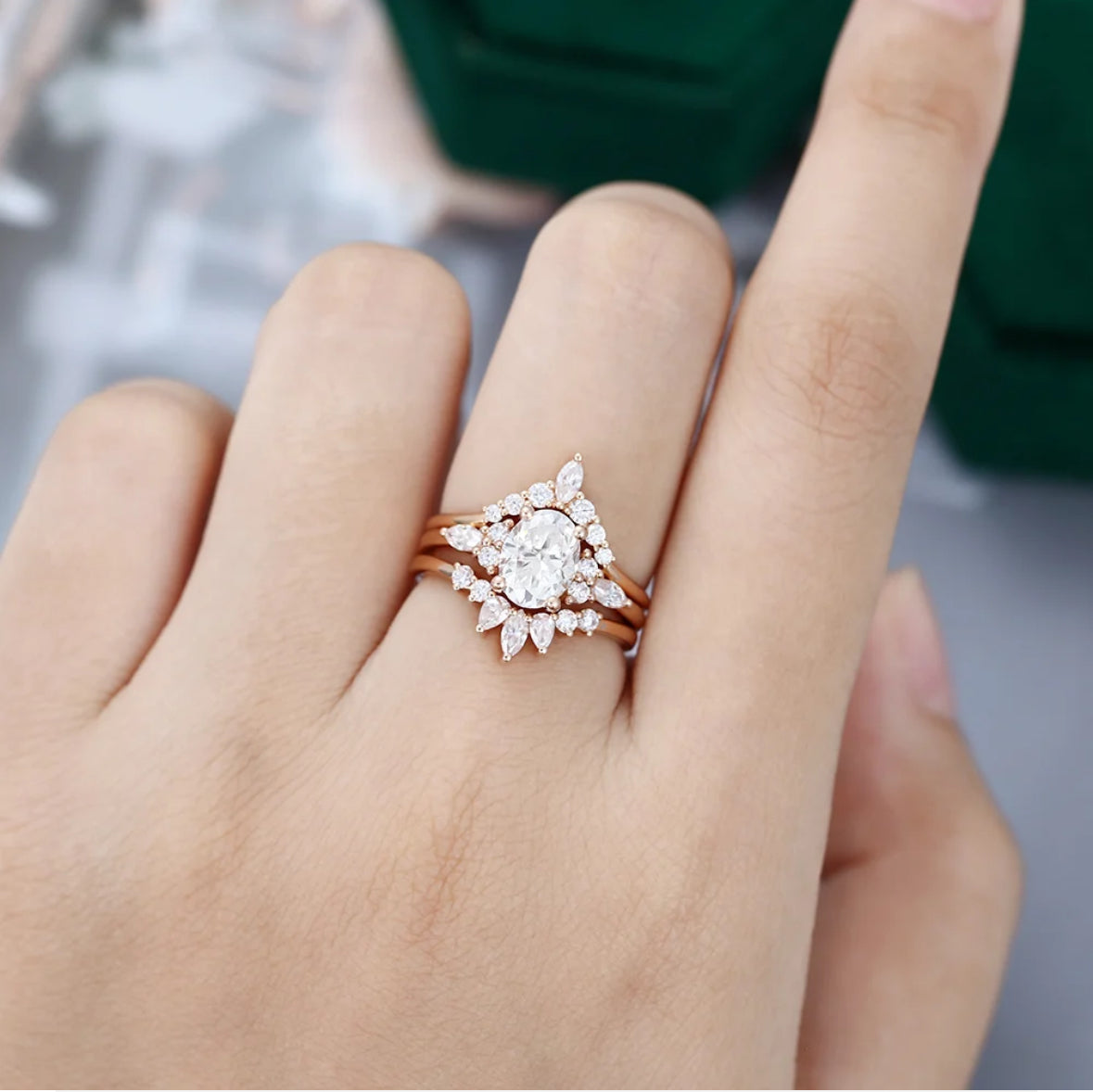 1.5 ct 3 Piece Oval Cut Diamond Engagement Ring Set 18k Gold