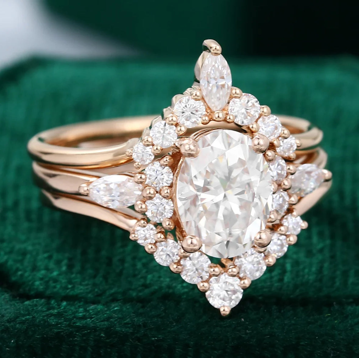 1.5 ct 3 Piece Oval Cut Diamond Engagement Ring Set 18k Gold