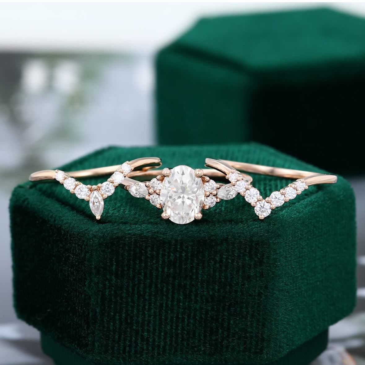 1.5 ct 3 Piece Oval Cut Diamond Engagement Ring Set 18k Gold