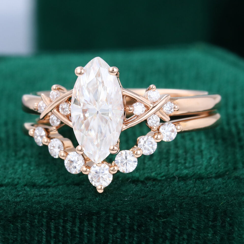1.5ct Marquise Cut Diamond Criss Cross Diamond Accented Bridal Ring Set 18k Gold