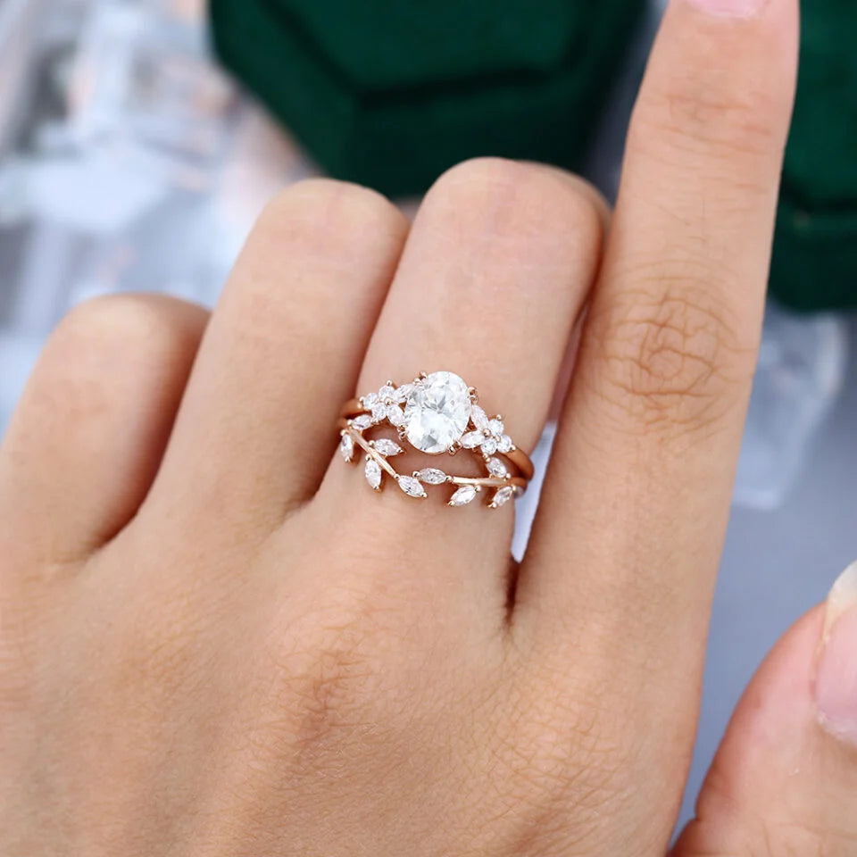 1.5 ct Oval Cut Diamond Leaf Engagement Ring Set In 18K Rose Gold