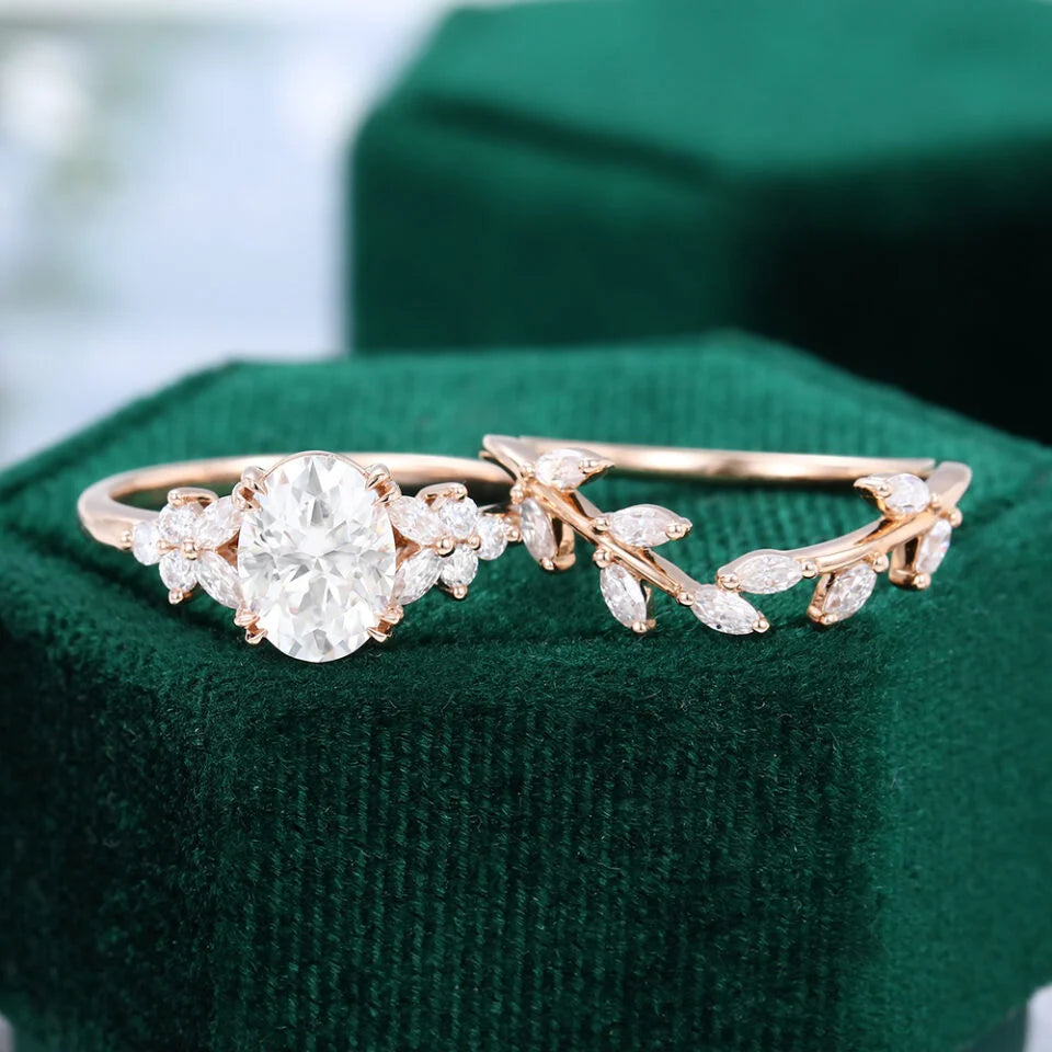 1.5 ct Oval Cut Diamond Leaf Engagement Ring Set In 18K Rose Gold