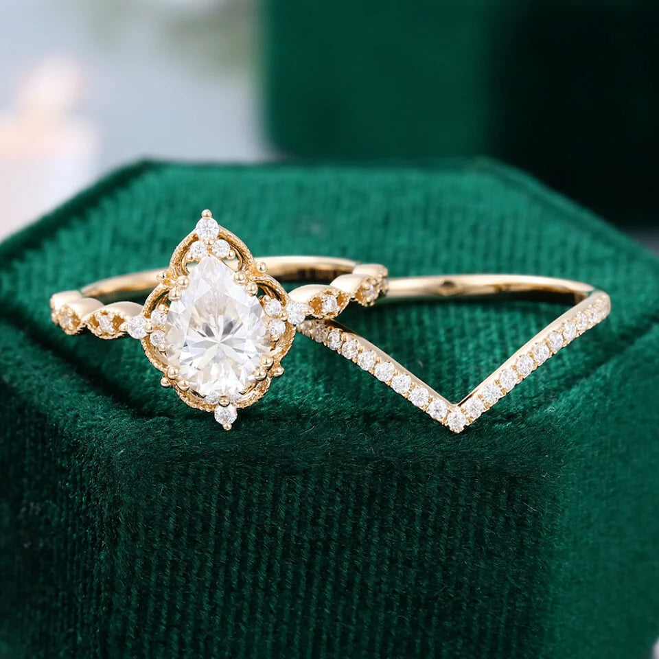 1.5 ct Filigree Floral Halo Engagement Ring Set Pear Shaped Diamond Ring Set 18k Gold