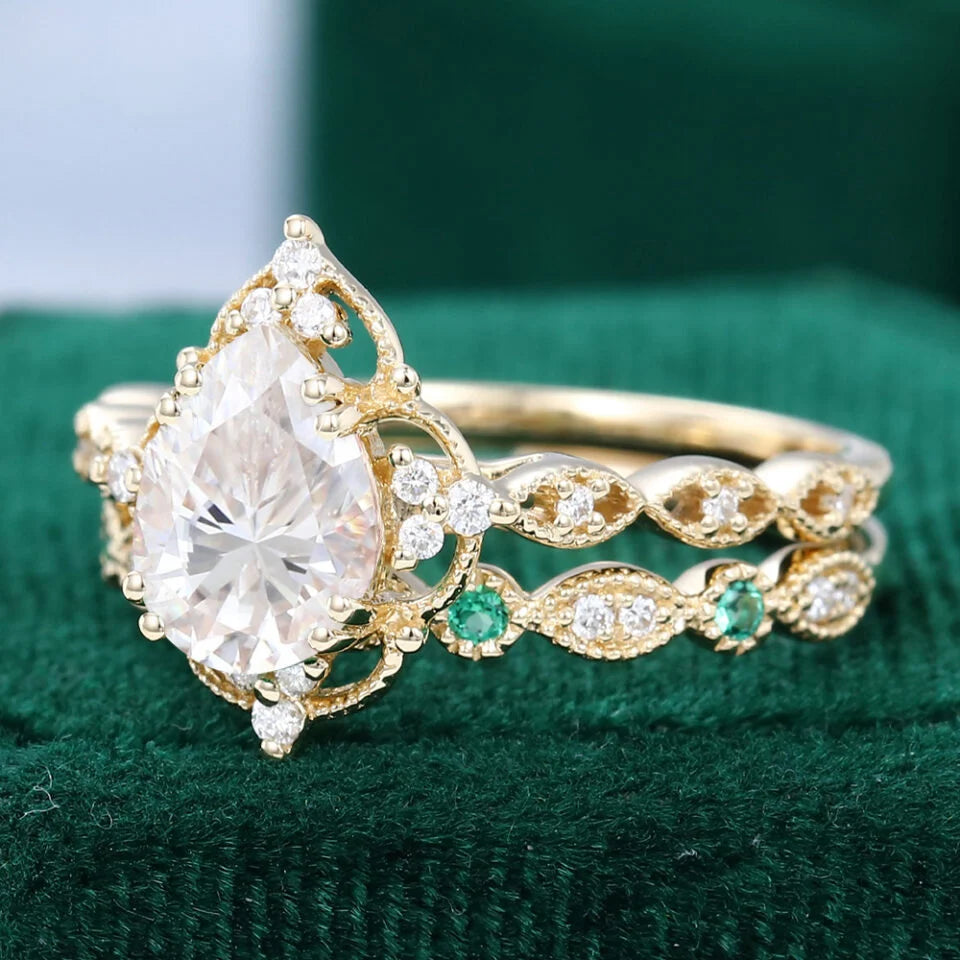 1.5 ct Pear Shaped Diamond Bridal Ring Set Floral Halo Wedding Ring Set 18k Gold