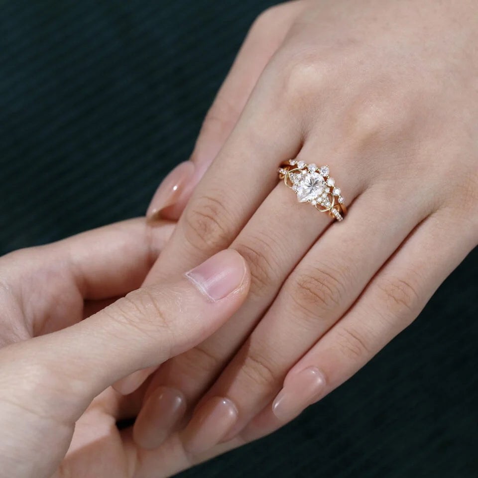 1.5 ct Pear Shaped Diamond Bridal Ring Set Infinity Wedding Set 18k Gold