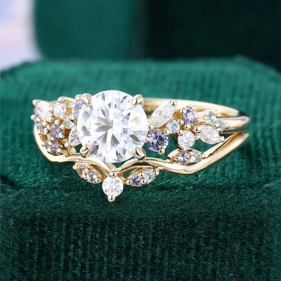 1 ct Round Cut Diamond Unique Cluster Bridal Ring Set 18k Gold