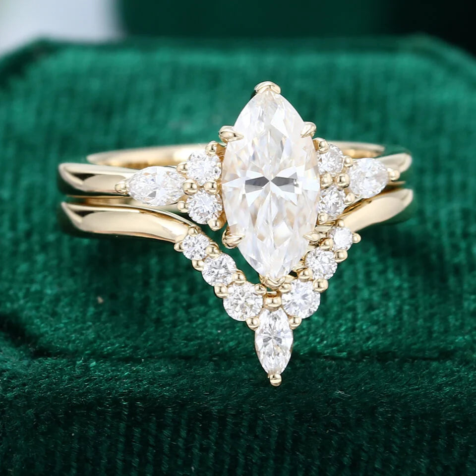 1.5 ct Gold Marquise Diamond Engagement Ring Set 18 k Gold