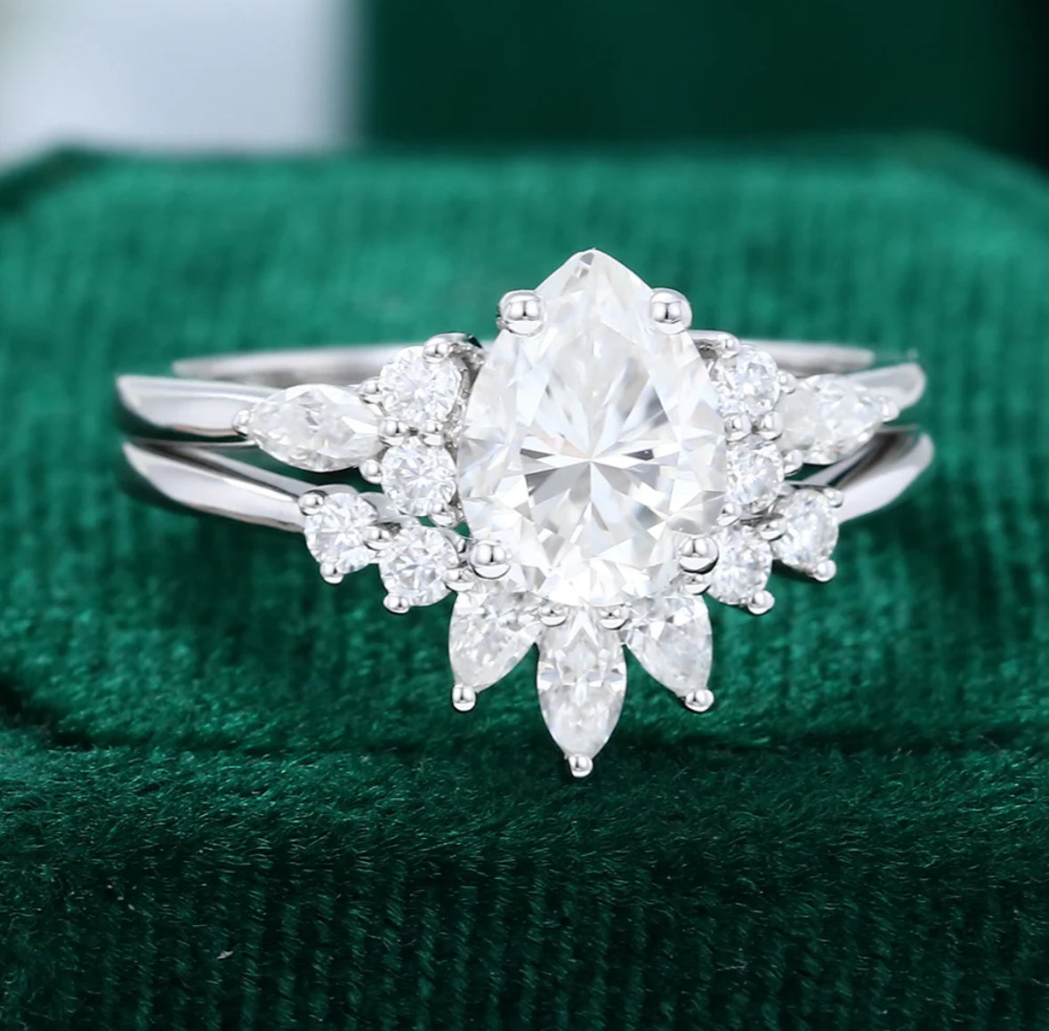 1.5 ct White Gold Pear Shaped Diamond Engagement Ring Set 18k Gold