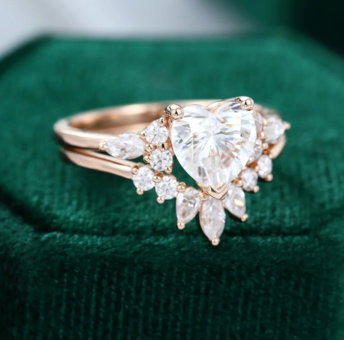 1.5 ct Heart Cut Diamond Engagement Ring Set 18k Gold