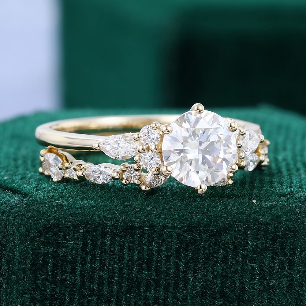 1.5 ct Round Cut Diamond Engagement Ring Set 18k Gold Unique Bridal Set